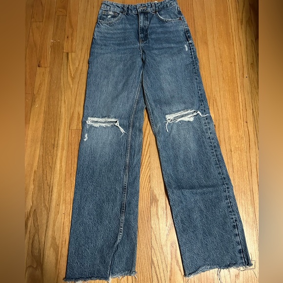 Zara Denim - Zara Wide leg Flare light blue Distressed Jeans size 4